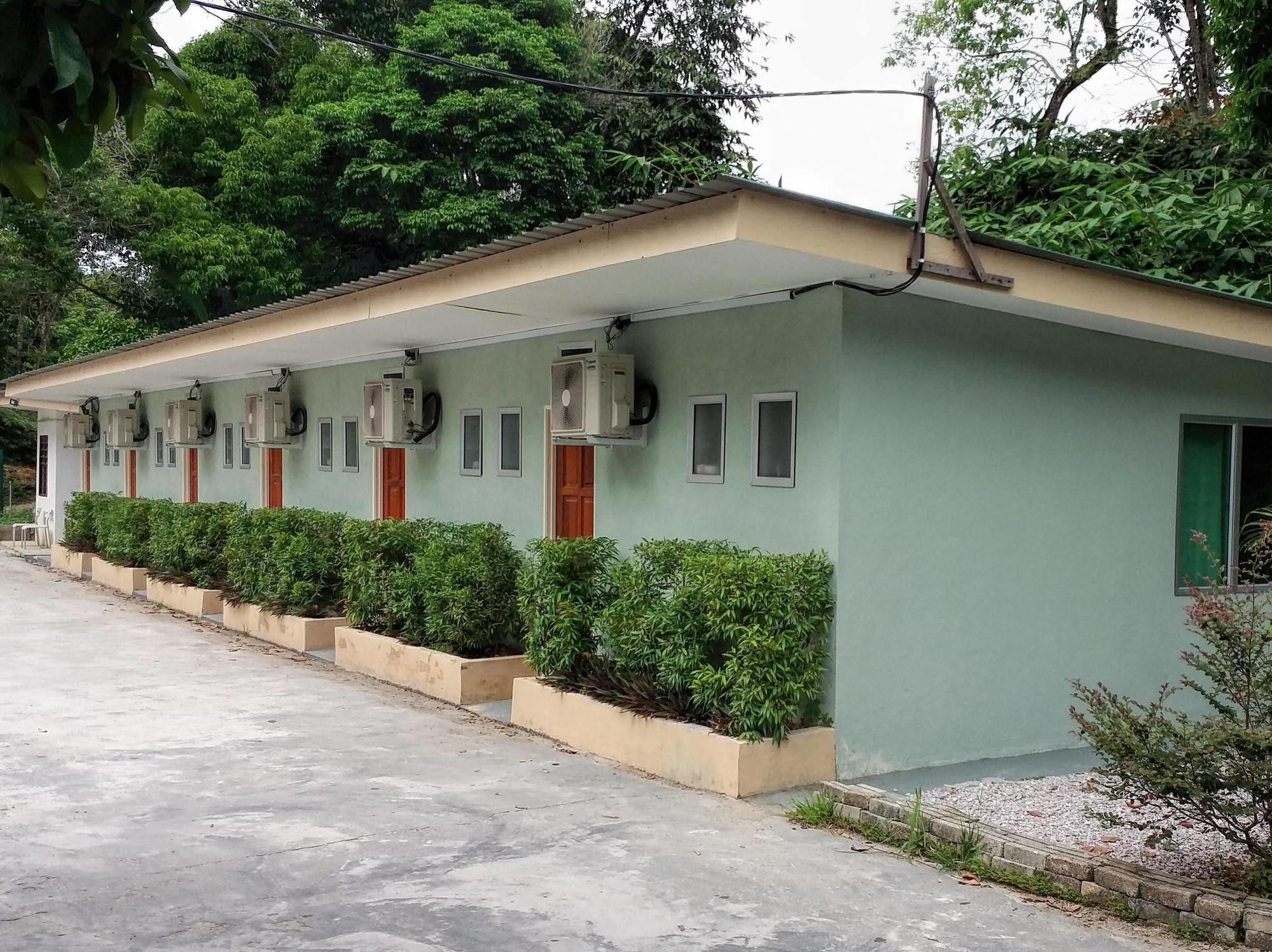 Ulu River Lodge Gopeng Buitenkant foto